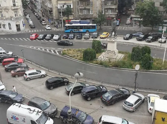 Old Town New Spacious Apartman Bukarest