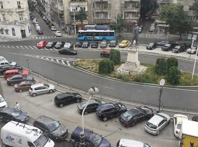 Old Town New Spacious Apartamento Bucarest